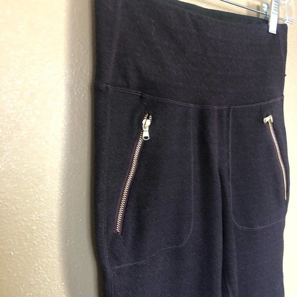 Old Navy Active Dark Purple Fashion Workout Leggings Size S - Picture 2 of 6